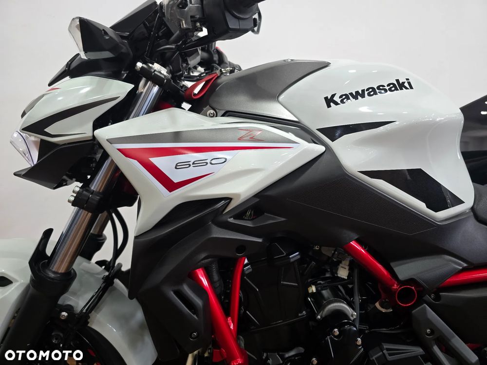 Kawasaki Z 650 - 15