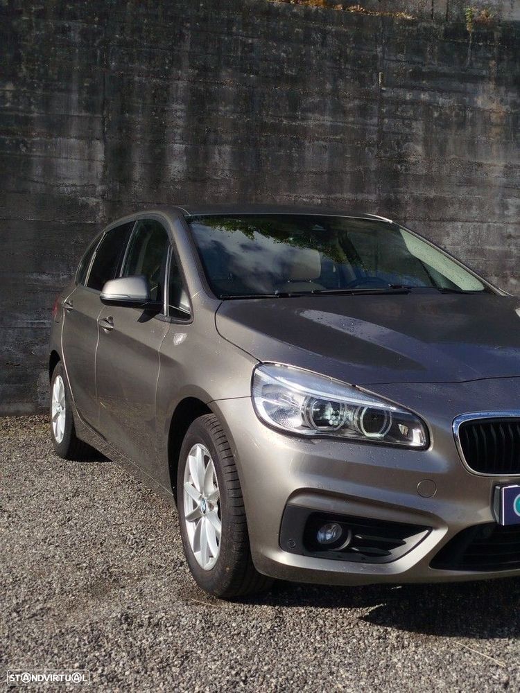 BMW 216 Active Tourer d Luxury Line - 16