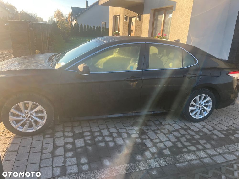 Toyota Camry 2.5 Hybrid Comfort CVT - 8