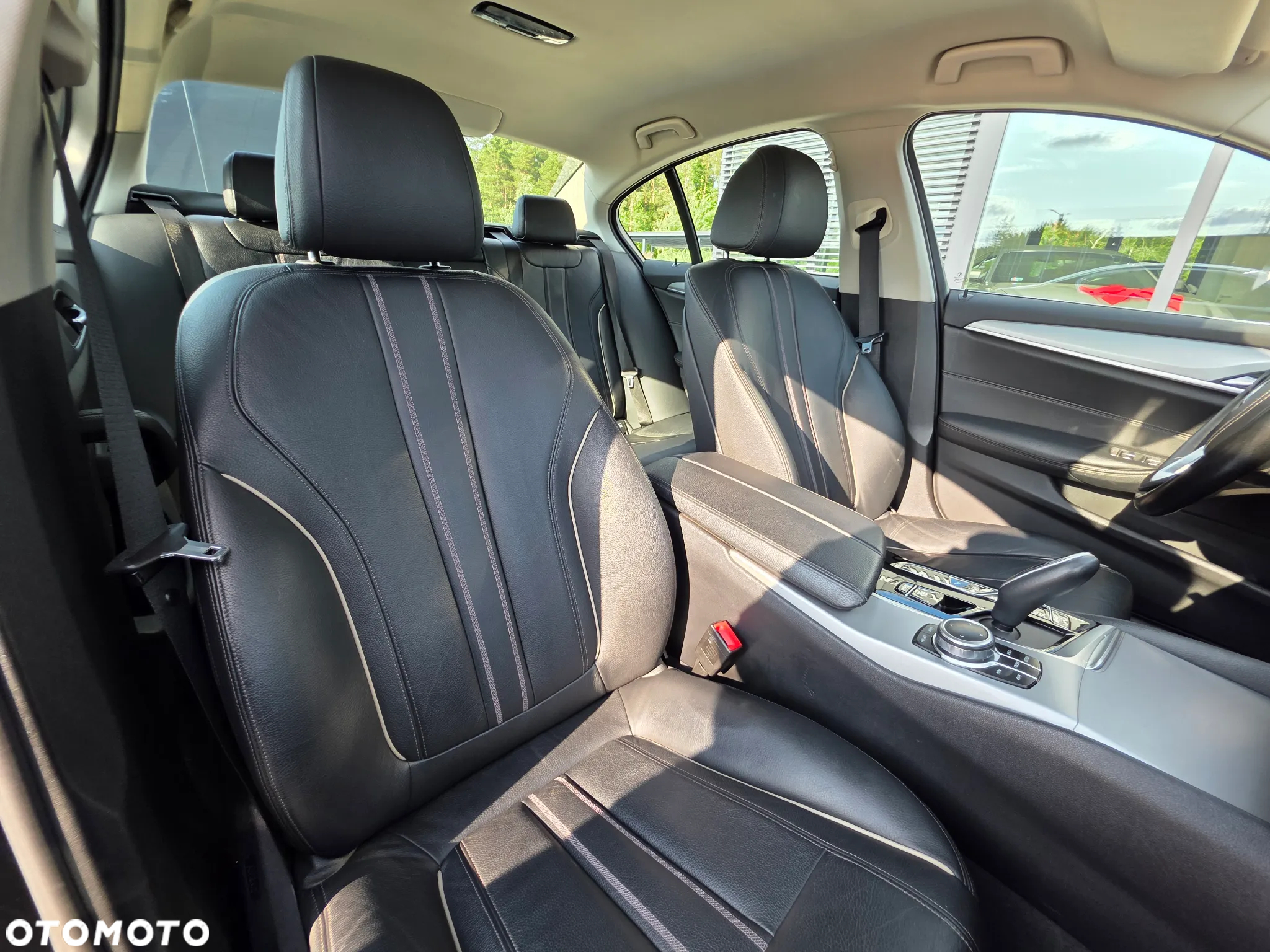 BMW Seria 5 530i xDrive mHEV Luxury Line sport - 40