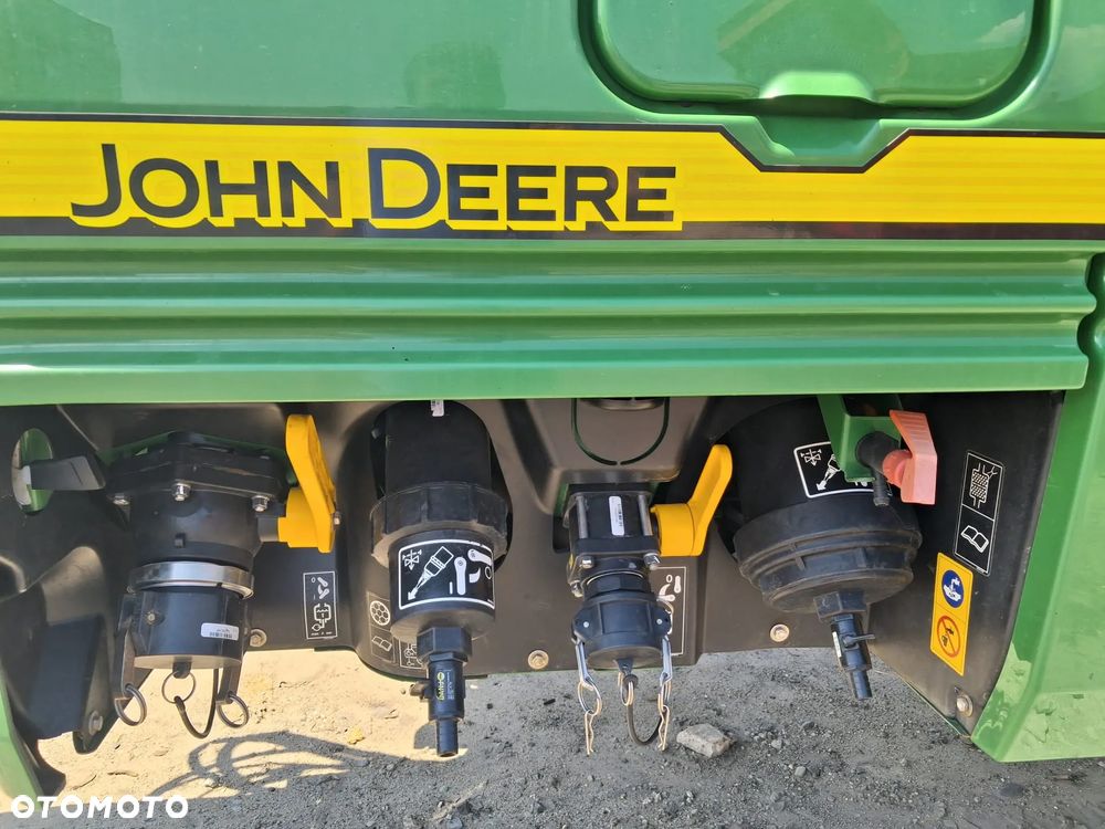 John Deere R962i - 7