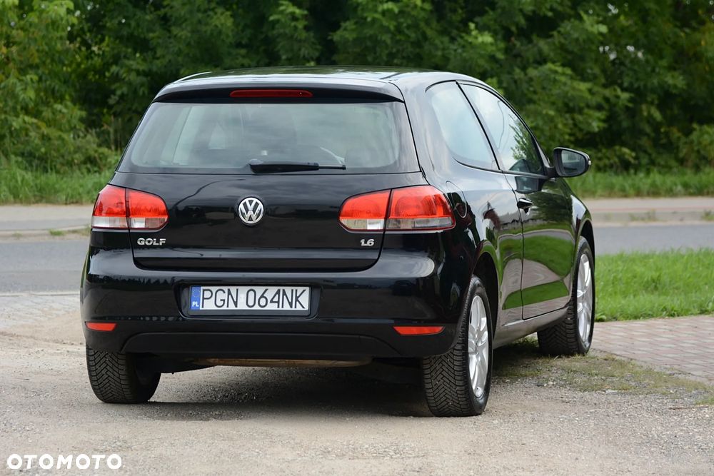 Volkswagen Golf 1.6 Team - 8