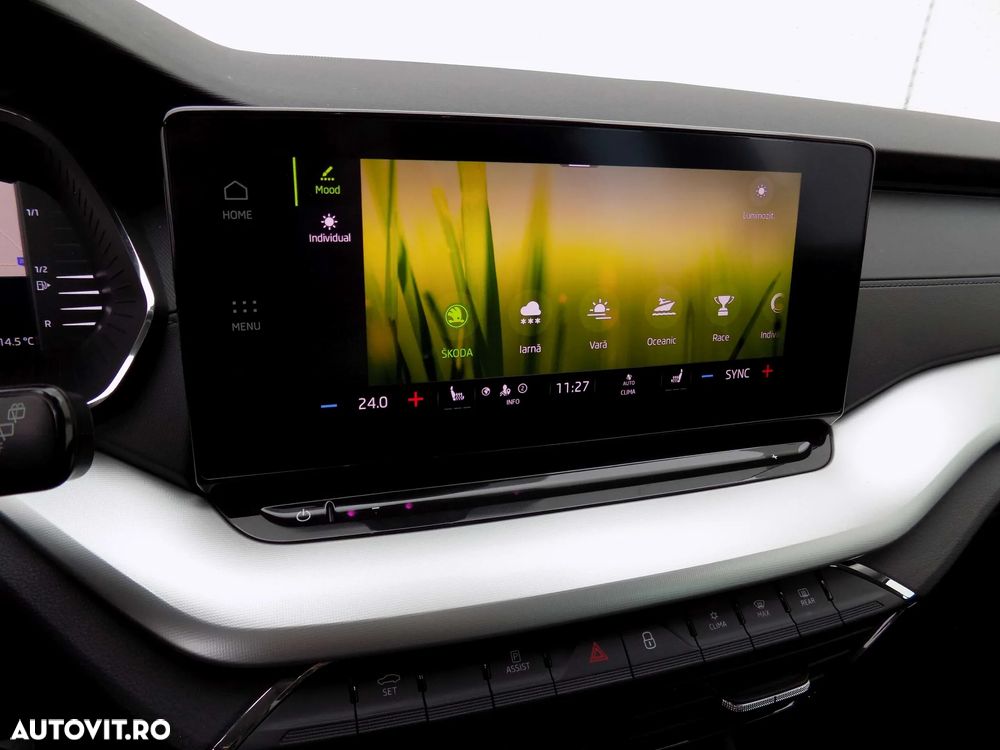 Skoda Octavia Combi 2.0 TDI DSG Ambition - 18