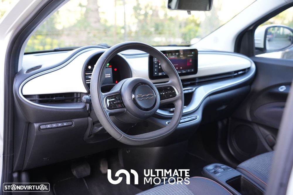 Fiat 500e 3 + 1 42 kWh Icon - 11