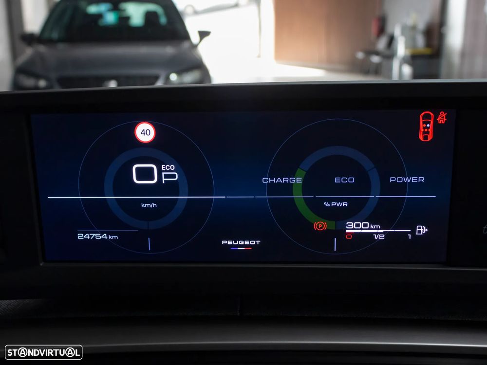 Peugeot 3008 1.2 Hybrid Allure e-DCS6 - 25