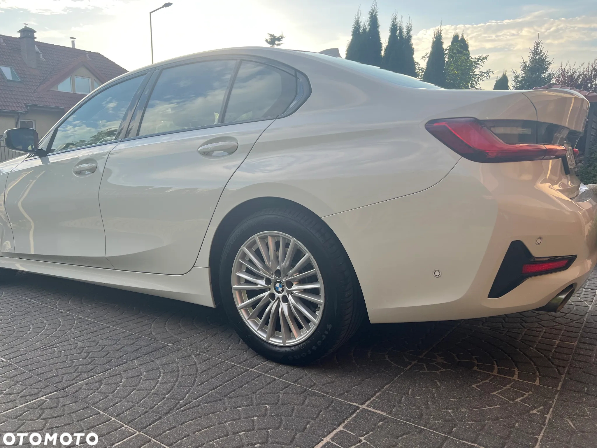 BMW Seria 3 320i Sport Line - 4