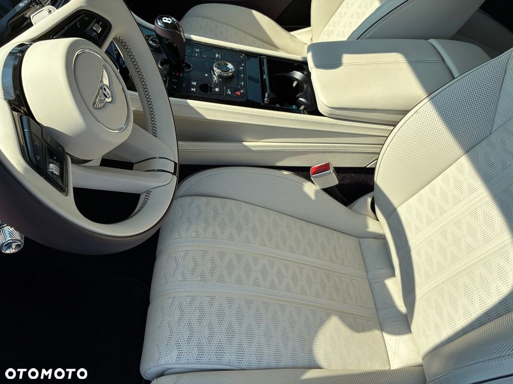 Bentley Continental GT - 12