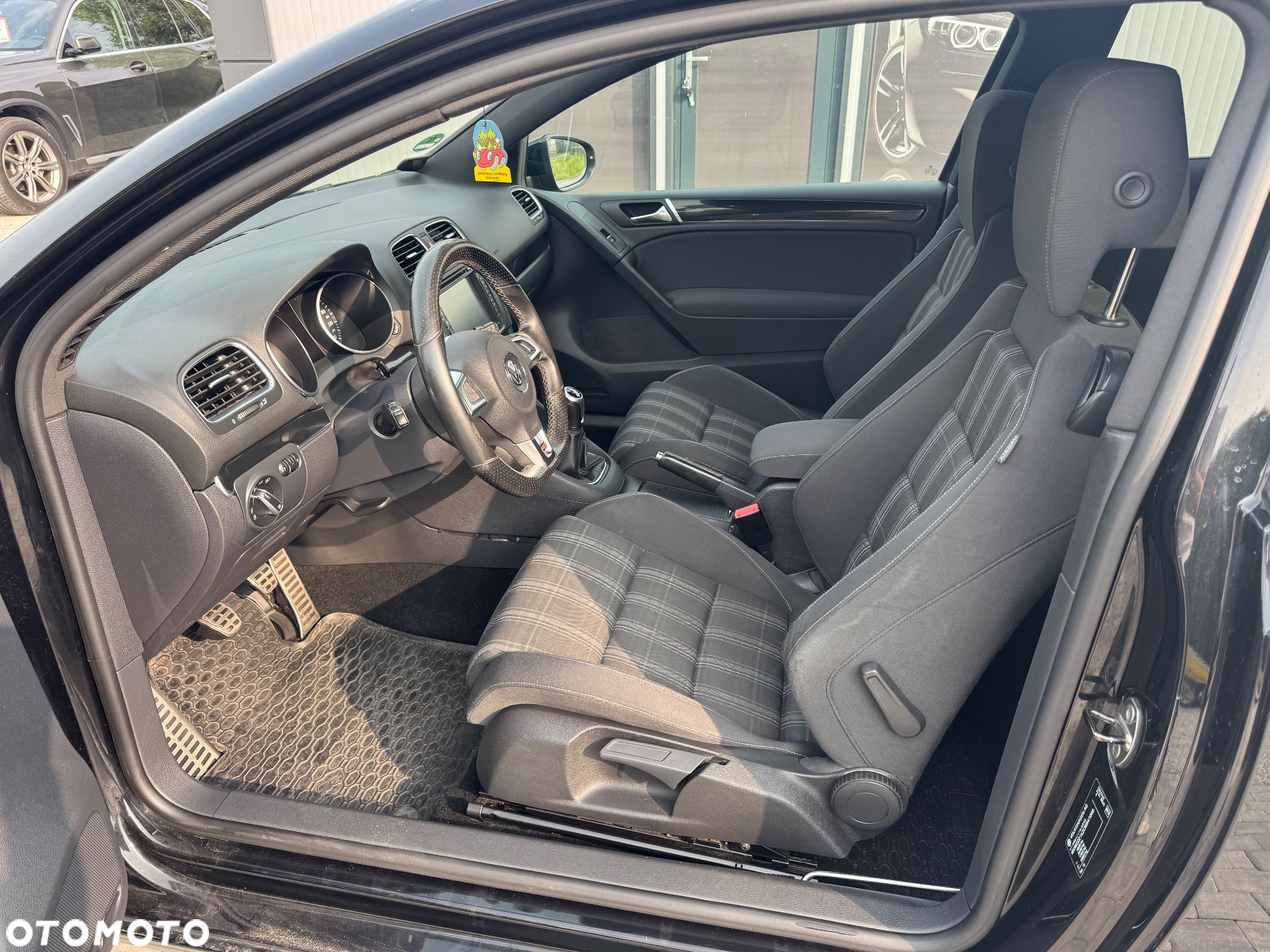 Volkswagen Golf VI 2.0 TDI GTD - 11