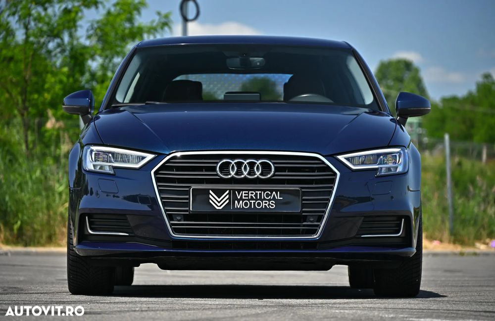 Audi A3 2.0 TDI Sportback (clean diesel) Attraction - 1