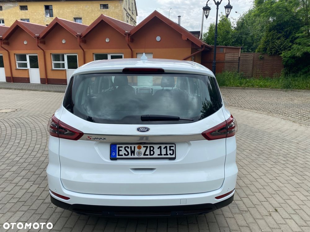 Ford S-Max 2.0 TDCi Titanium PowerShift - 2