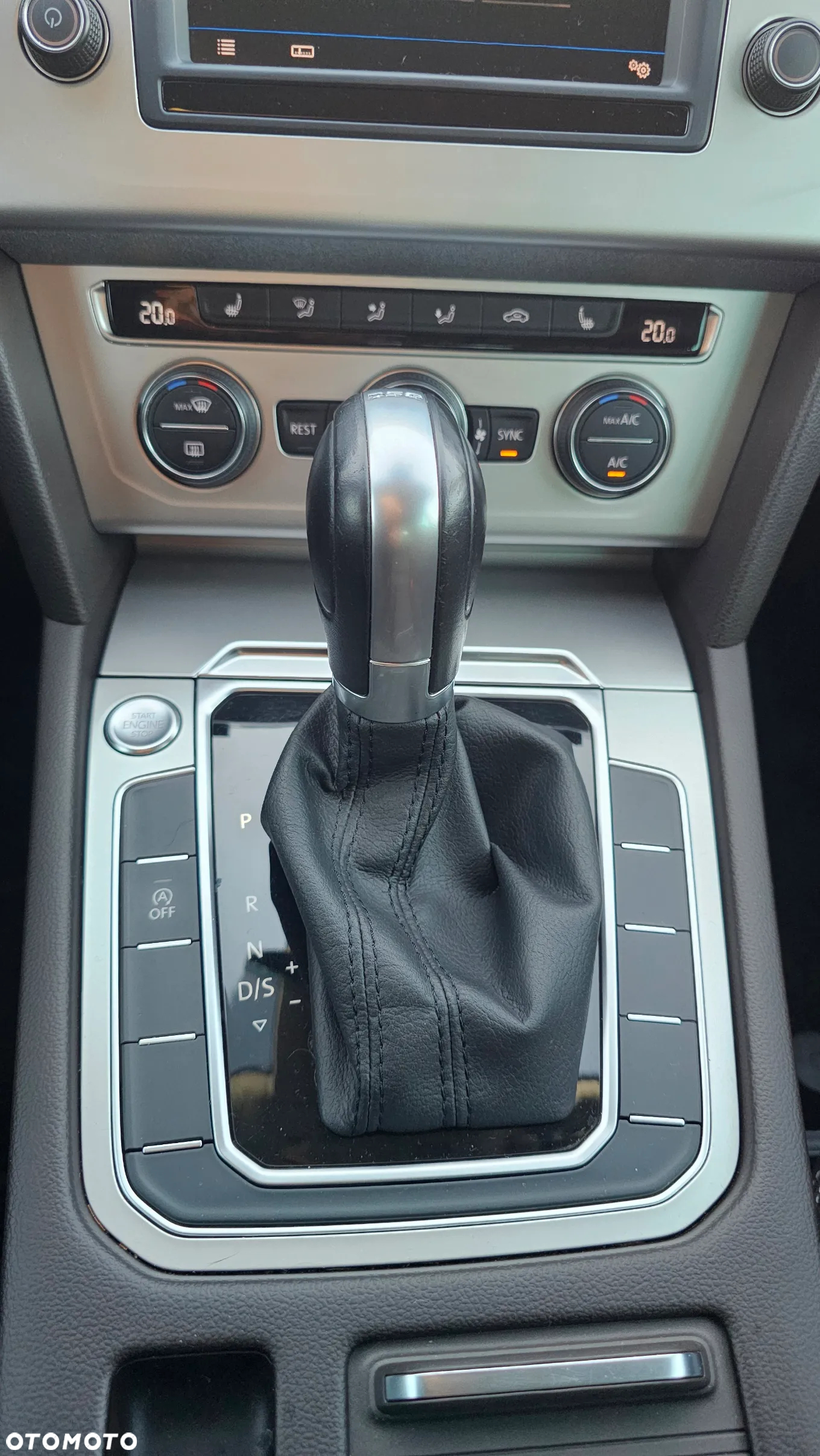 Volkswagen Passat 2.0 TDI BMT Comfortline DSG - 19