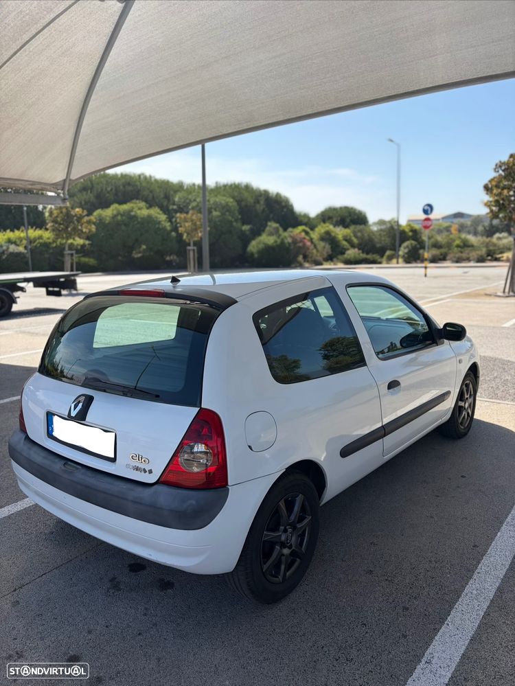 Renault Clio 1.5 dCi Pack - 8