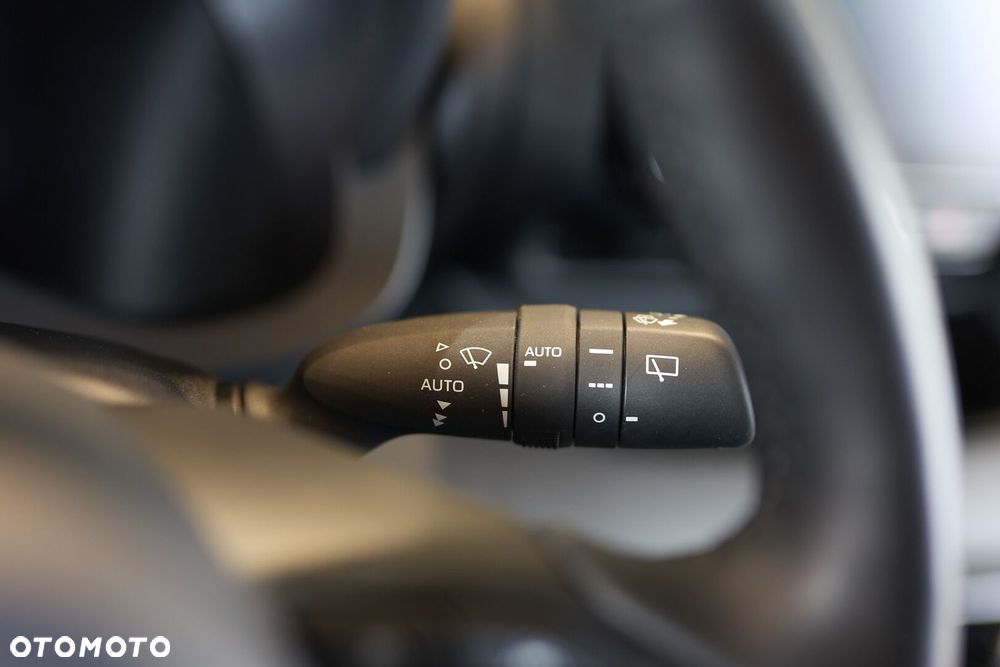 Toyota Yaris Hybrid 1.5 Style - 20