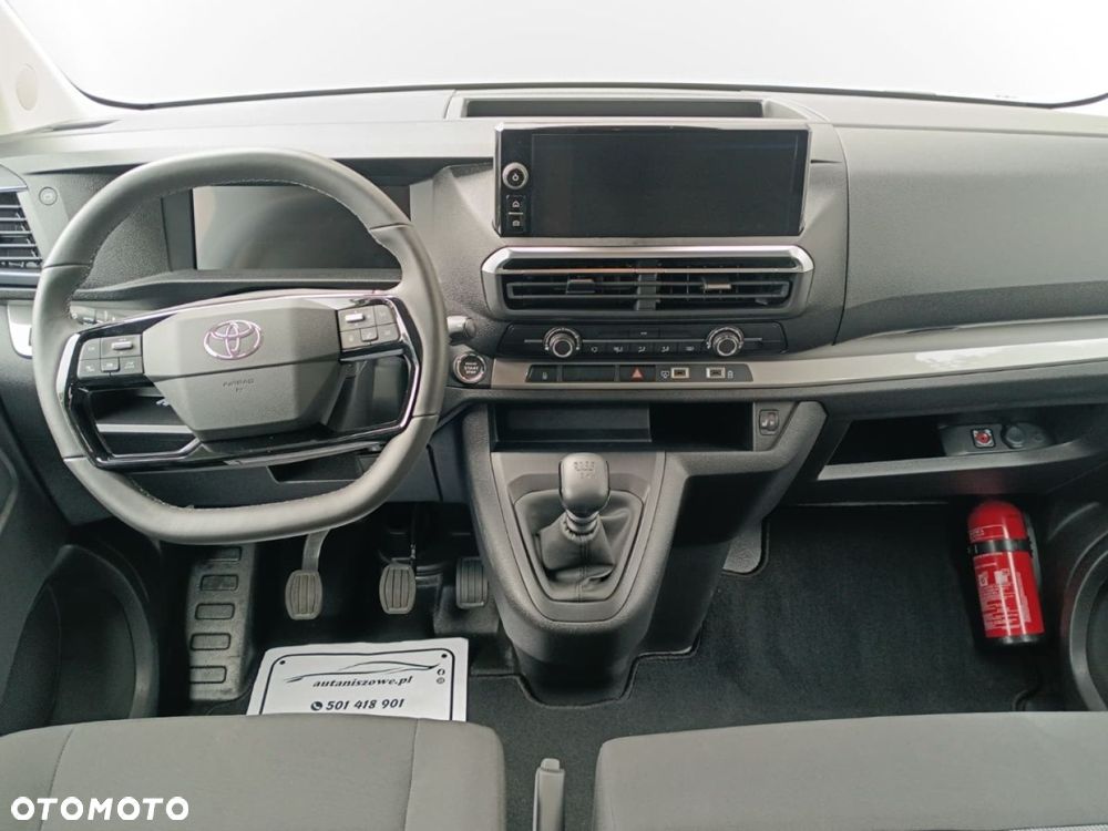 Toyota Proace Verso - 22