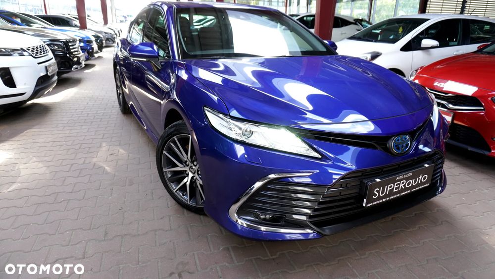 Toyota Camry 2.5 Hybrid Executive CVT - 2