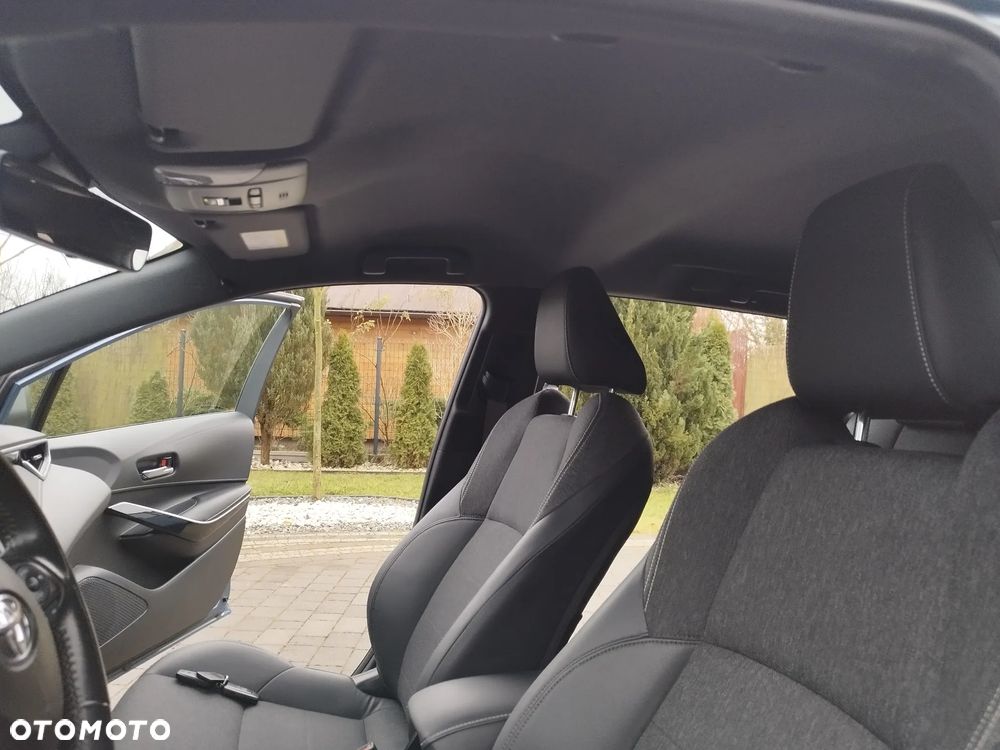 Toyota Corolla 1.8 Hybrid GPF Executive - 28