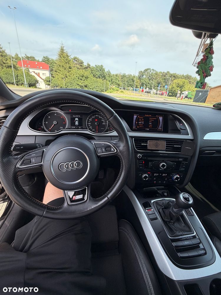 Audi A4 Avant 2.0 TDI DPF S line Sportpaket - 22