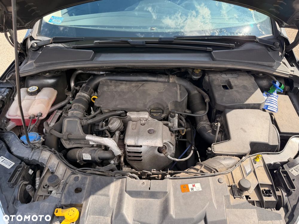 Ford Focus 1.0 EcoBoost Trend - 9