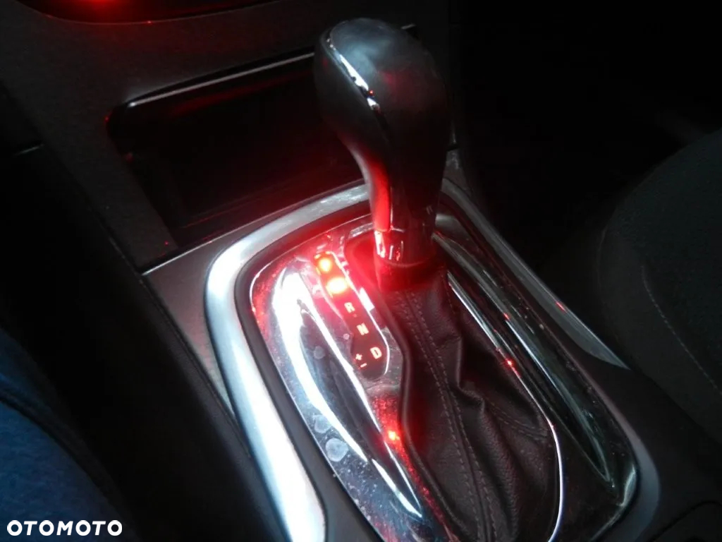 Opel Insignia 2.0 CDTI Edition - 5