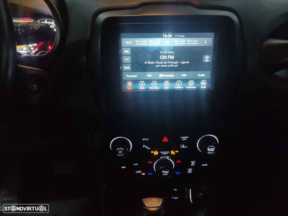 Jeep Renegade 1.3 T Limited DCT - 11