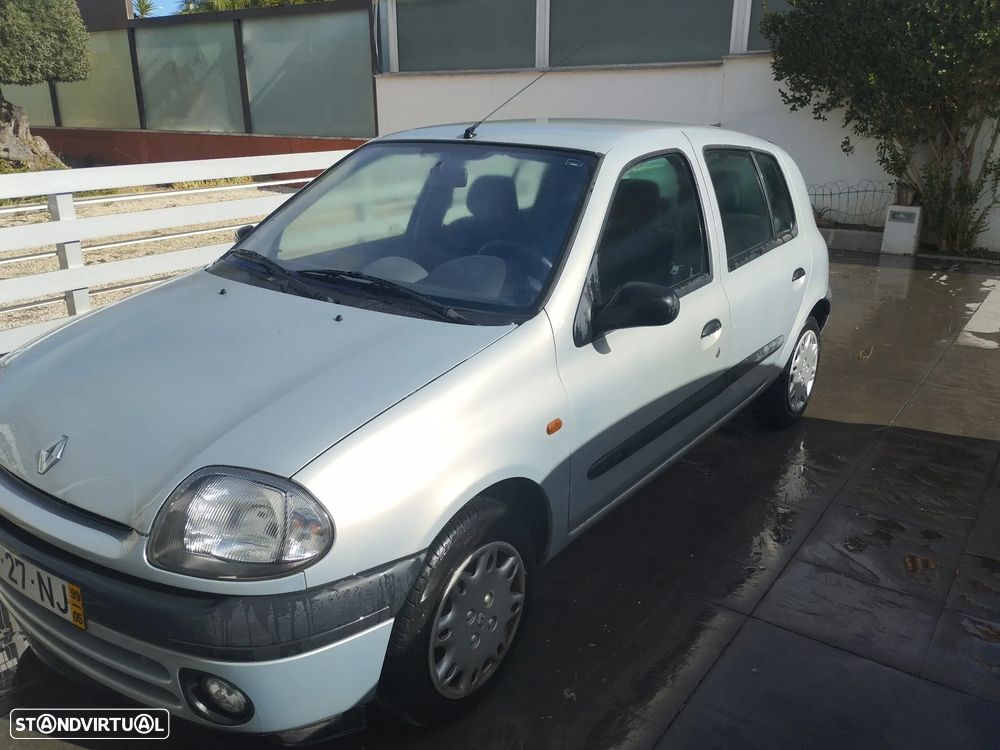 Renault Clio - 4