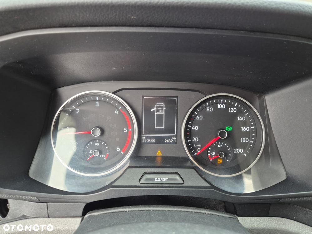 MAN TGE 3.180 2.0 TDi DSG / SKRZYNIA / DŁUGA / ALUMINIOWA / BEZWYPADKOWY / SERWISOWANY / STAN WZOROWY / EURO 6 - 26