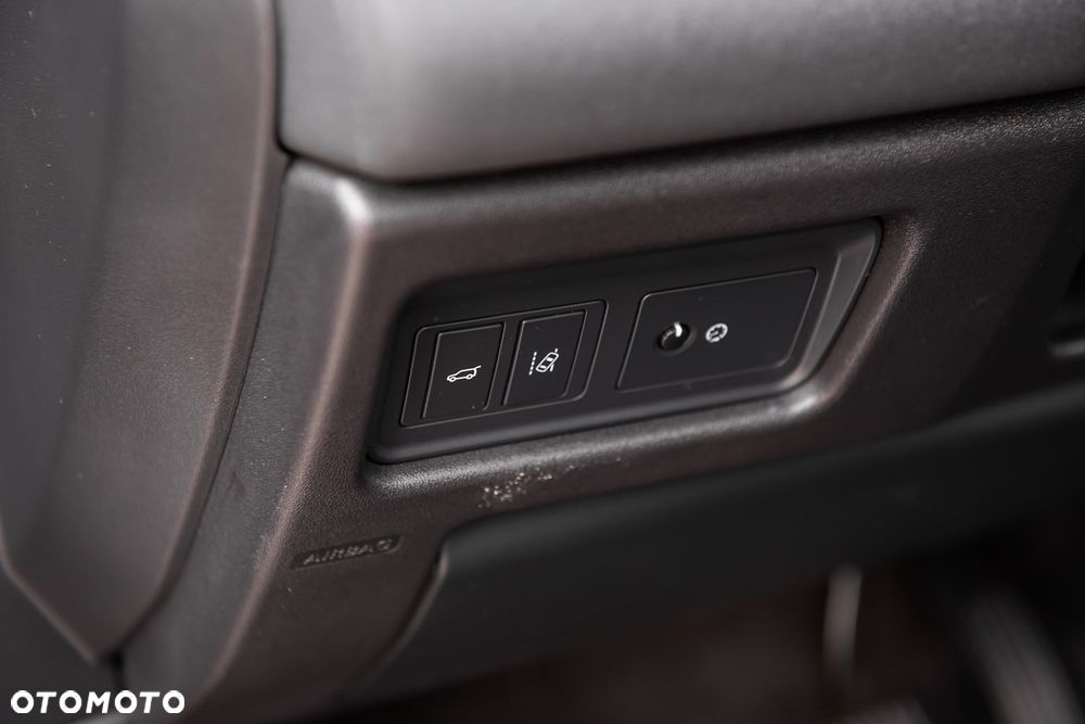 Land Rover Discovery Sport - 17