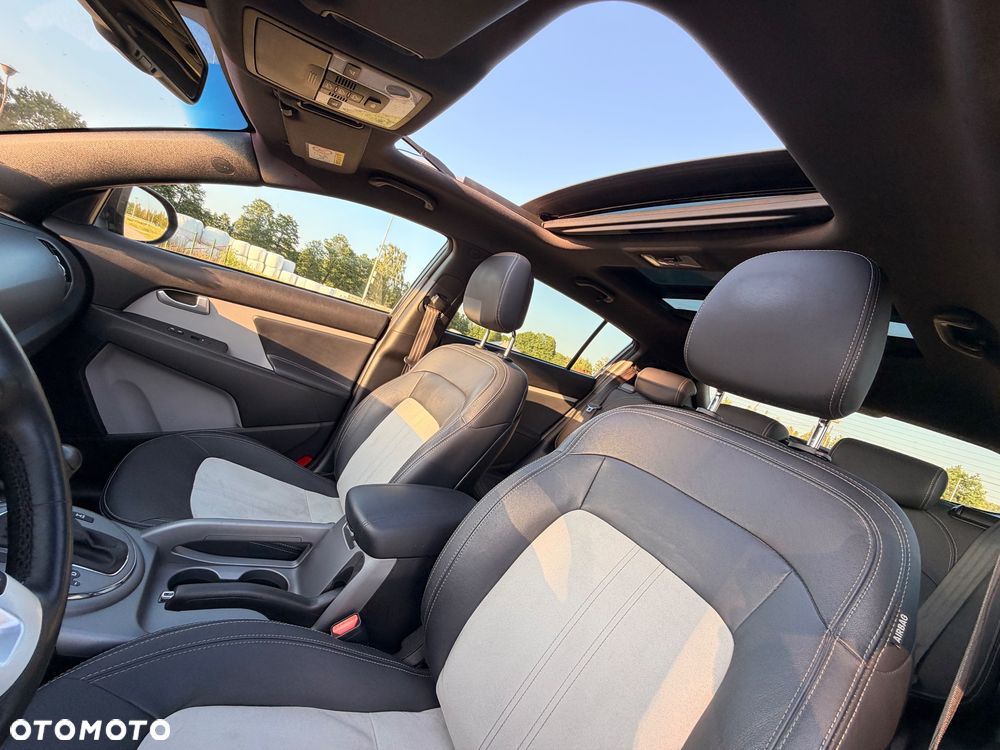 Kia Sportage 2,0 CRDI AWD Platinum - 28