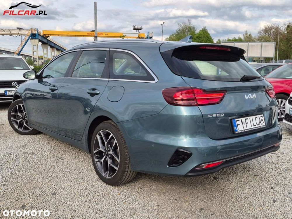 Kia Ceed - 4