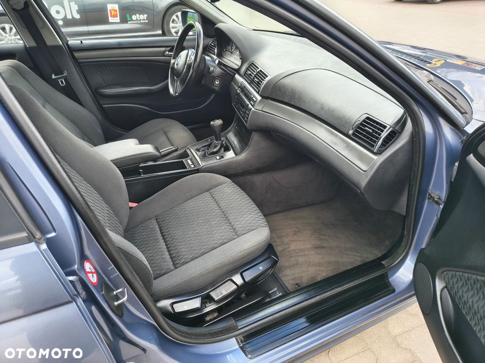 BMW Seria 3 - 12