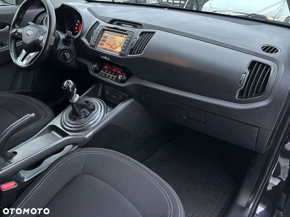 Kia Sportage 2.0 CRDI 4WD Vision - 24