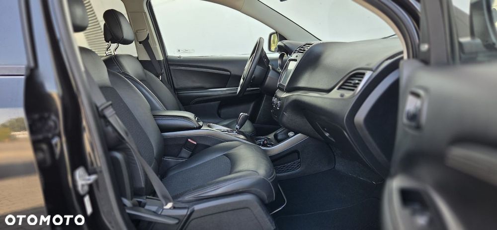 Fiat Freemont 2.0 Multijet 16V DPF Automatik Allrad Black Code - 20