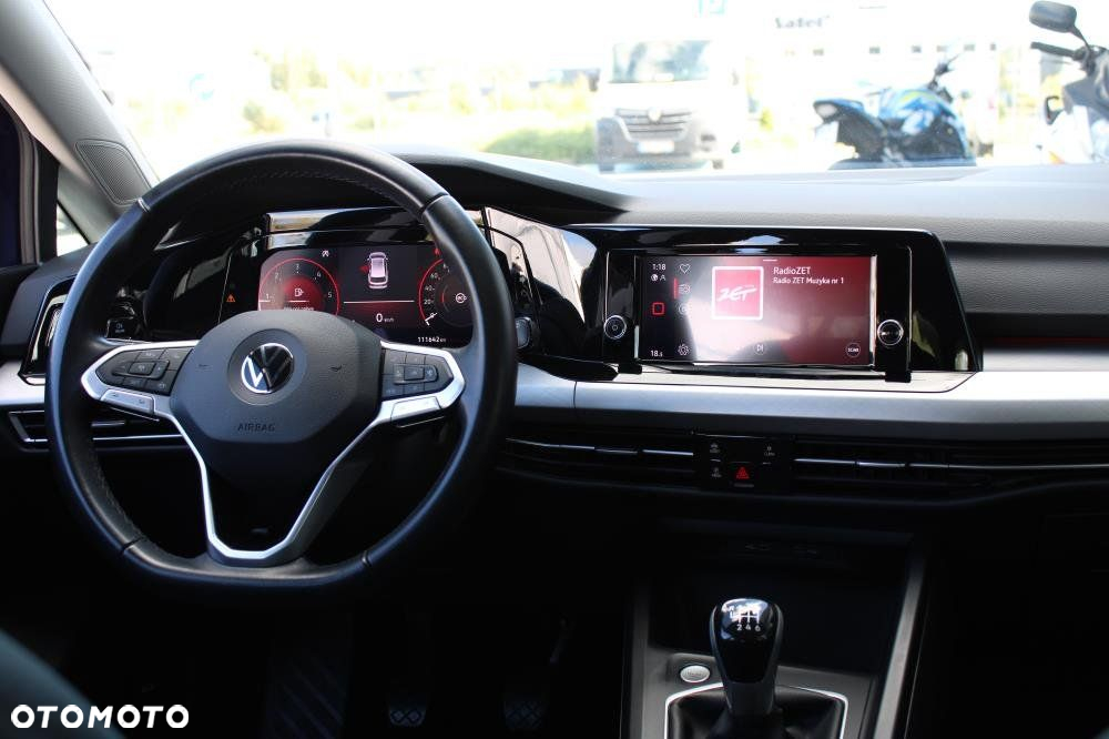 Volkswagen Golf - 28