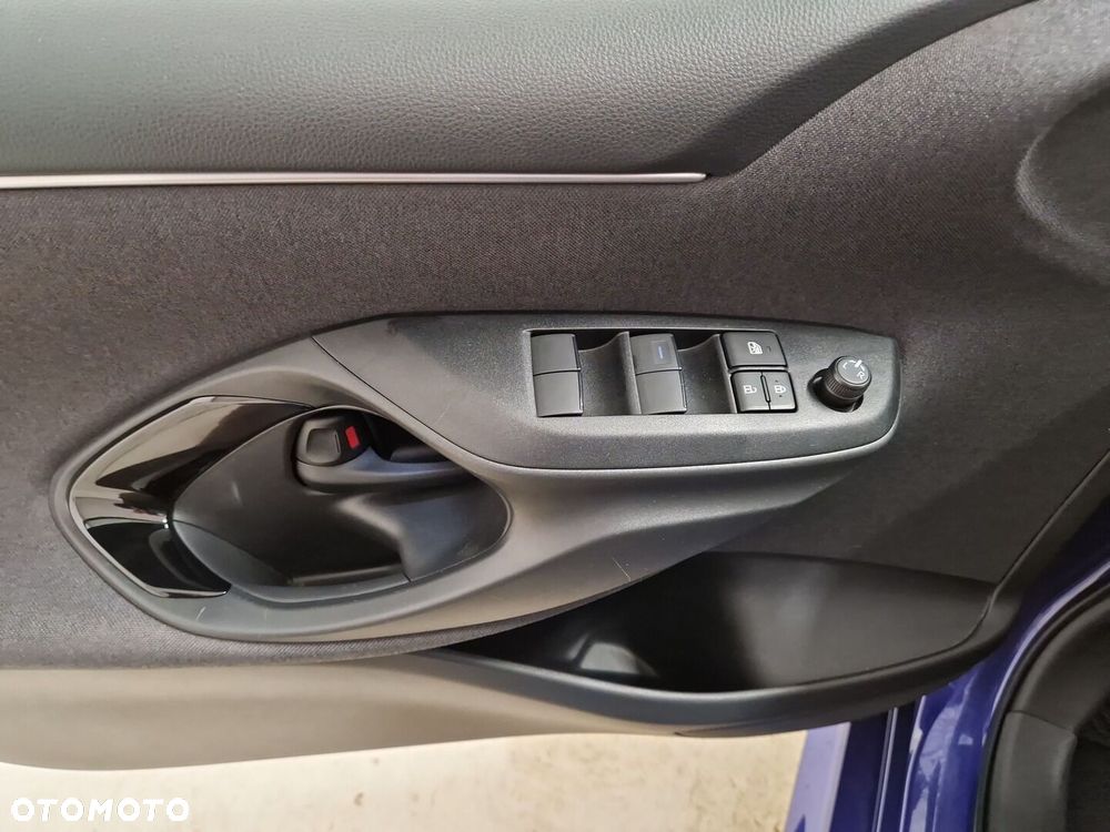 Toyota Yaris Hybrid 1.5 Style - 19