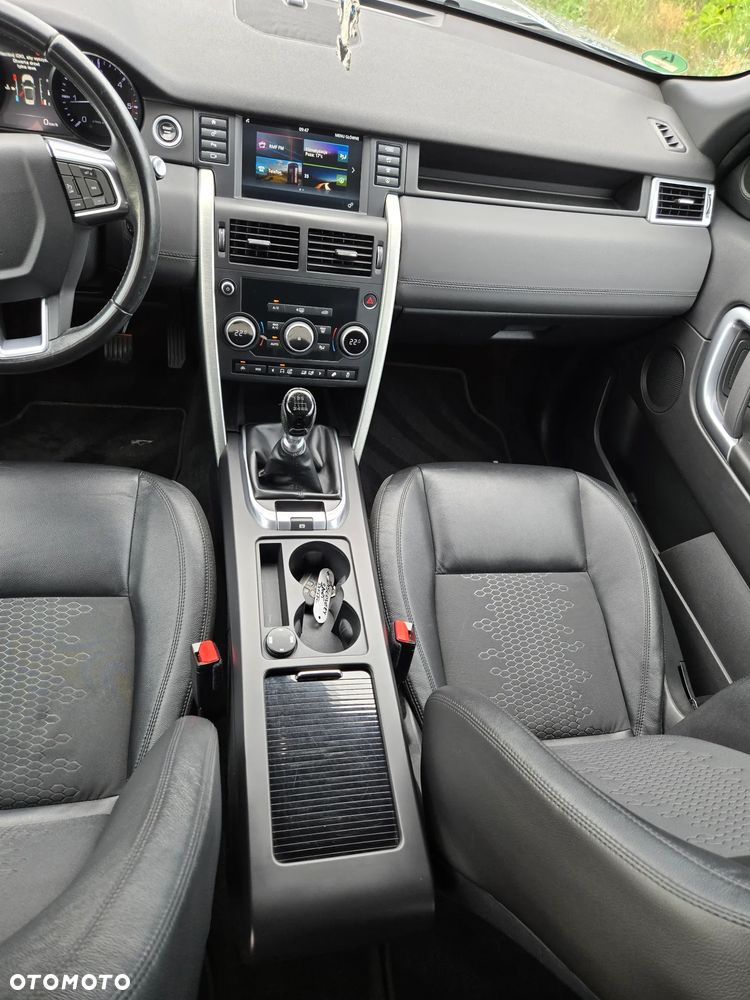 Land Rover Discovery Sport TD4 SE - 16