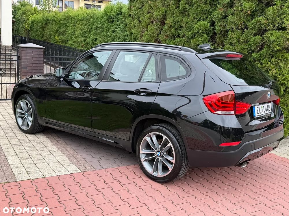 BMW X1 xDrive20d Sport Line - 2