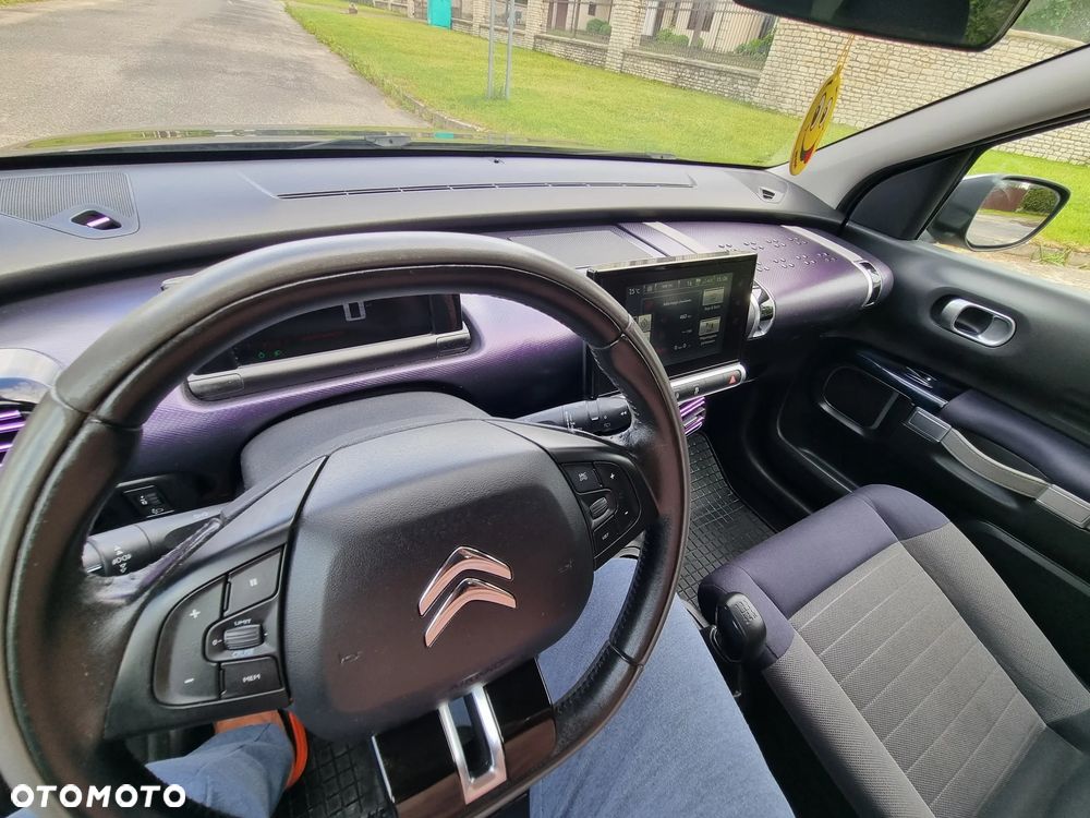 Citroën C4 Cactus 1.2 PureTech Shine Edition S&S - 27