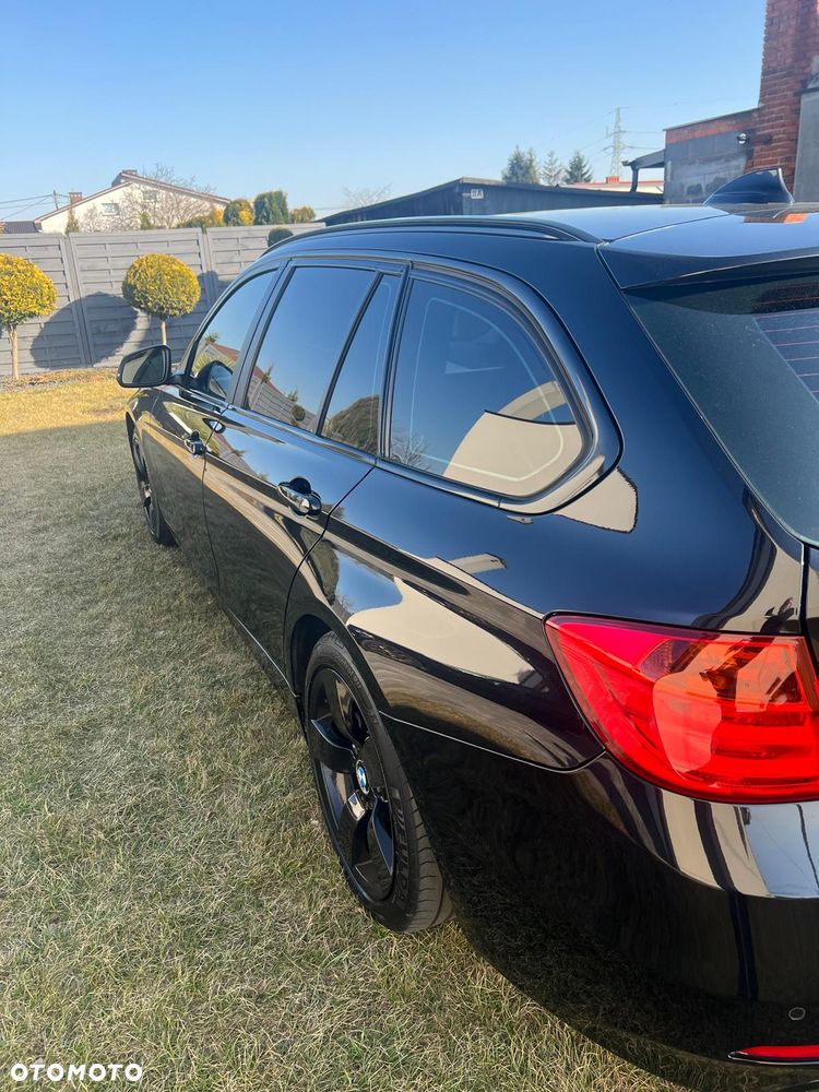 BMW Seria 3 320d Efficient Dynamics - 11