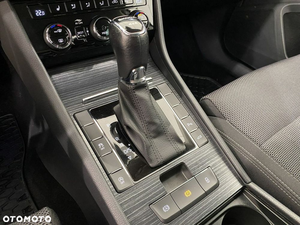 Skoda Superb - 19