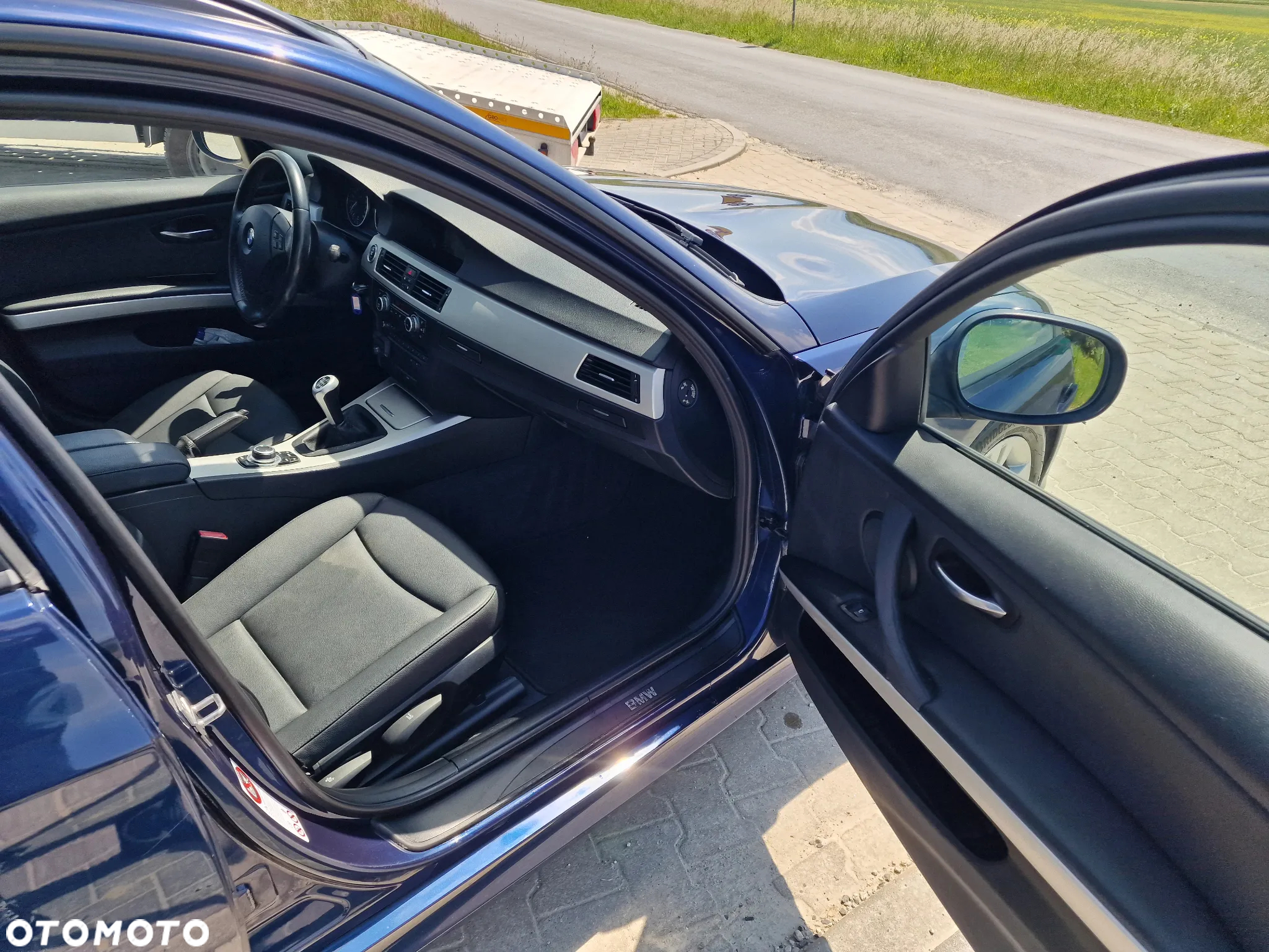 BMW Seria 3 318d Touring Blue Performance Luxury Line - 22