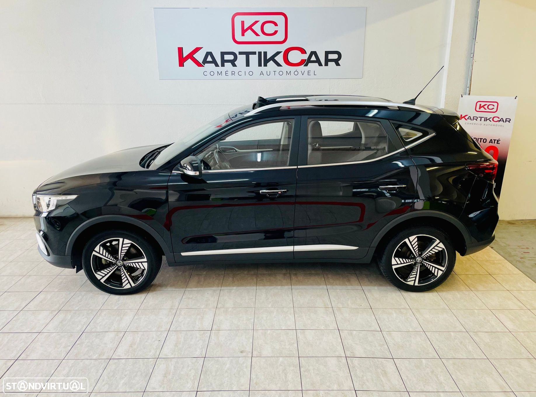 MG ZS EV 44.5 kWh Luxury - 8