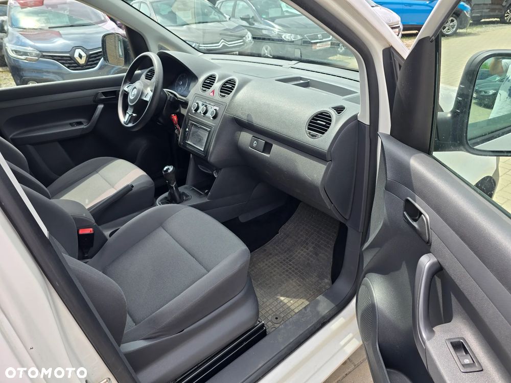 Volkswagen Caddy Maxi - 9