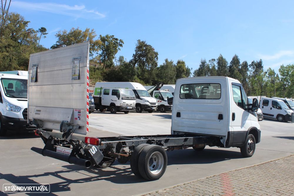 Iveco DAILY 35-160 CAB/SIMPLES // C/PLATAFORMA // 3.000cc - 4