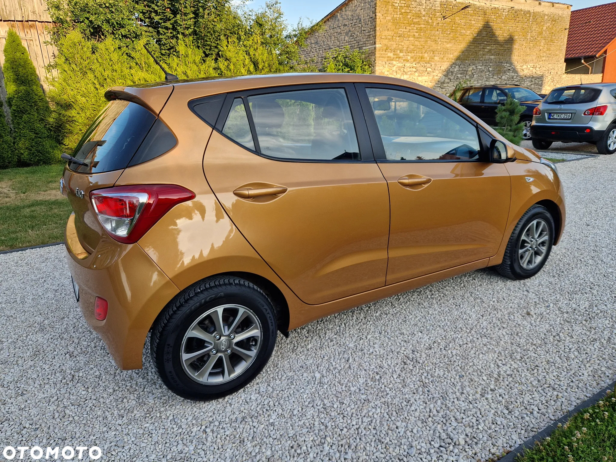 Hyundai i10 1.0 Fifa World Cup Edition - 5