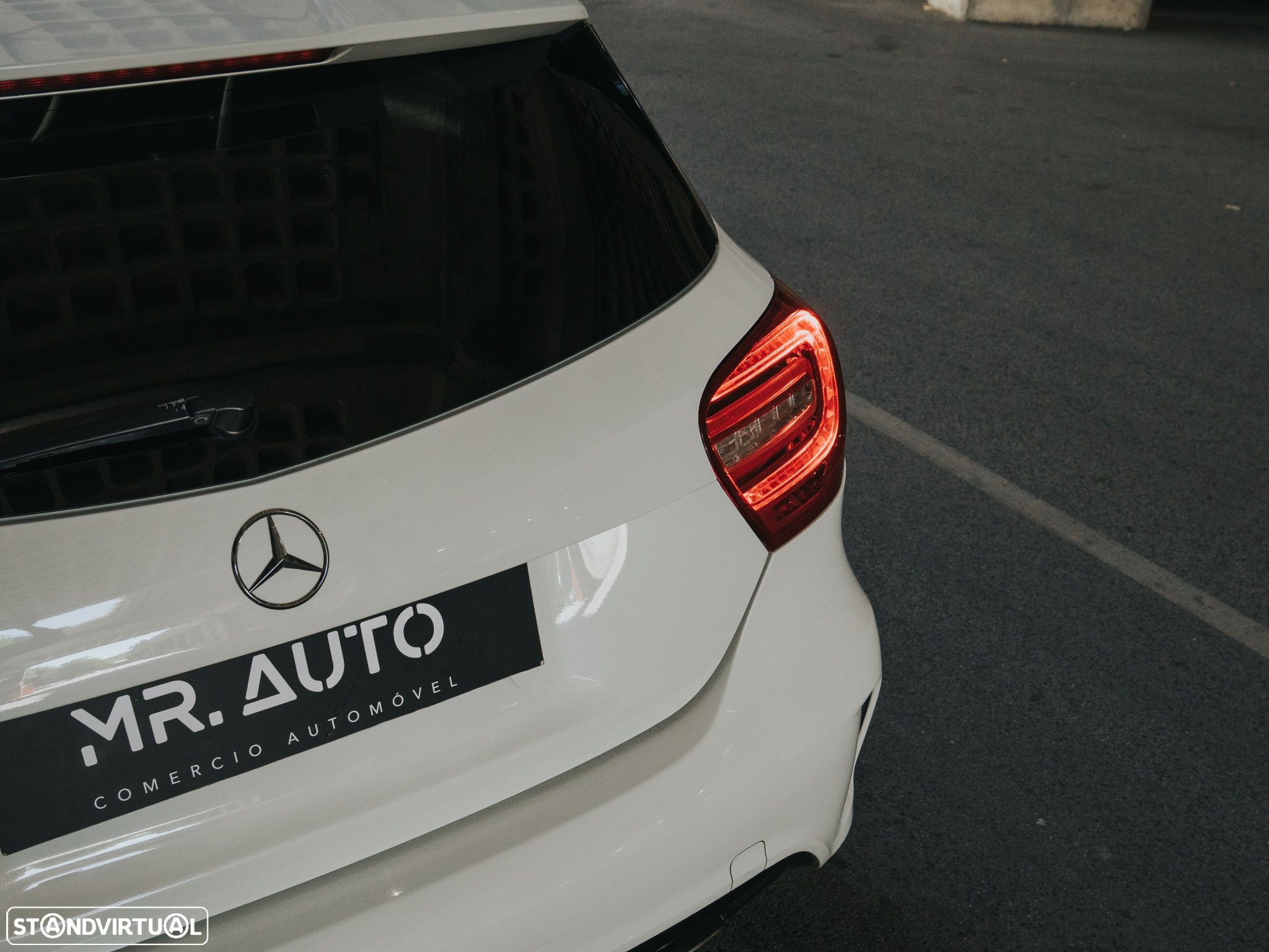 Mercedes-Benz A 180 CDI (BlueEFFICIENCY) - 10