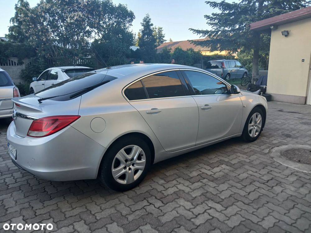 Opel Insignia - 8