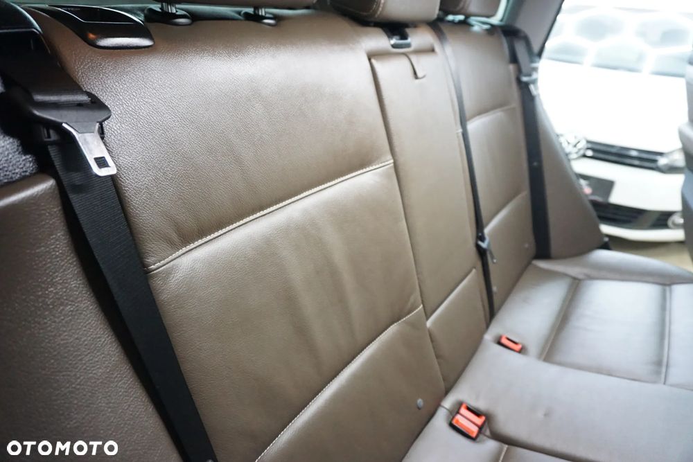 BMW X3 xDrive35d - 25