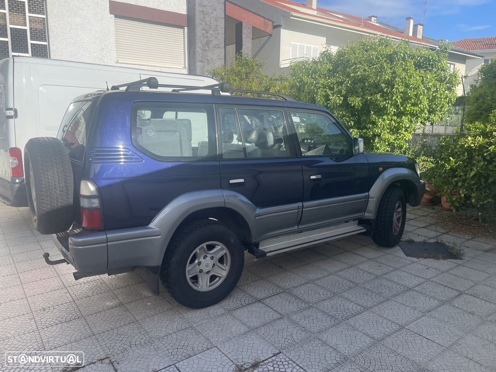 Toyota Land Cruiser - 8