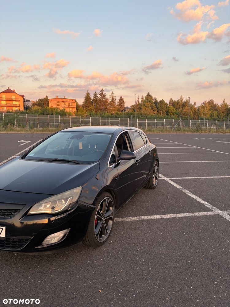 Opel Astra 1.6 T Sport - 4
