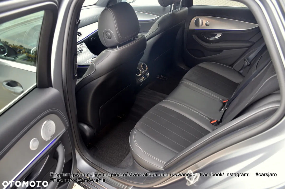 Mercedes-Benz Klasa E 220 d 4Matic T 9G-TRONIC Exclusive - 32
